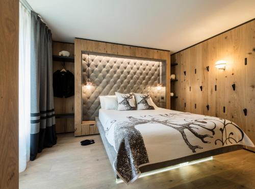 Letto o letti in una camera di Majestic Hotel