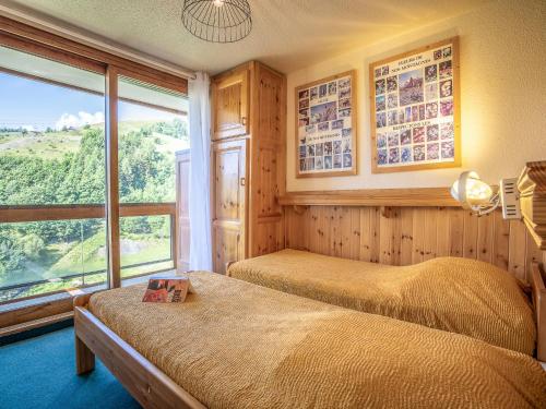 Photo de la galerie de l'établissement Apartment Soyouz Vanguard-87 by Interhome, au Corbier