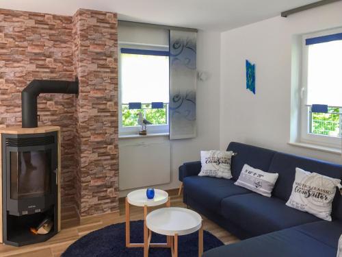 Χώρος καθιστικού στο Holiday Home Kleine Möwe by Interhome