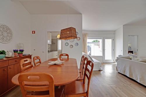 Vilamoura Golf Villa 1 With Pool by Homing