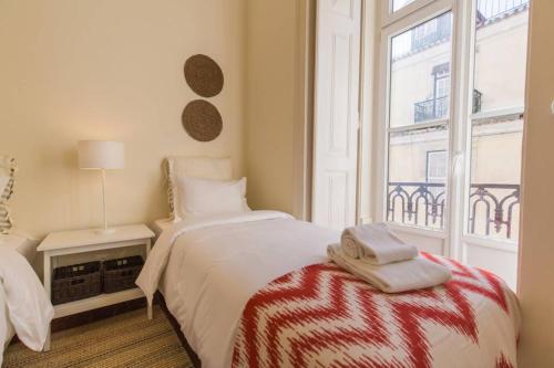 135 B - Alfama Renovated Charming Historic Flat near Baixa