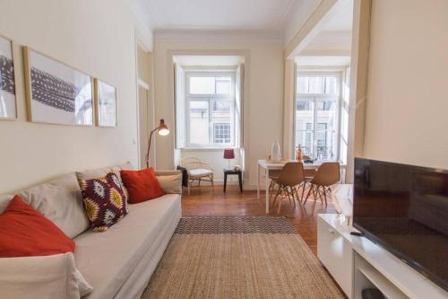135 B - Alfama Renovated Charming Historic Flat near Baixa
