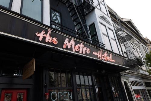 The Metro Hotel Image