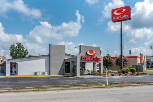 Econo Lodge Oxford, College Corner, United States