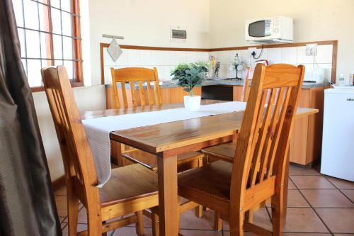 Dapur atau dapur kecil di Impangele Lodge