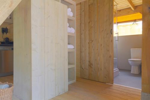 Vonios kambarys apgyvendinimo įstaigoje Nomad Knokke