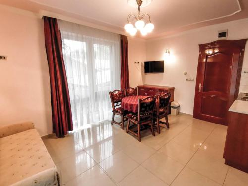 Μια τηλεόραση ή/και κέντρο ψυχαγωγίας στο Solar Apartmanok