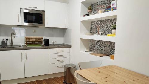 Almirante24 - Apartment with Garden - Ajuda Palace & Royal Treasure Museum