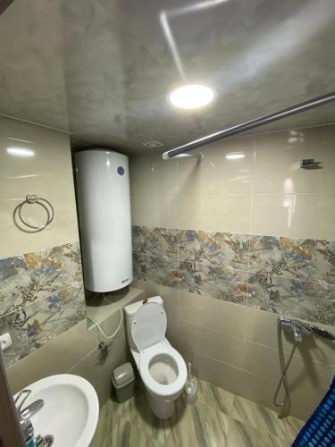 Koupelna v ubytování IURI udesiani's GUESTHOUSE