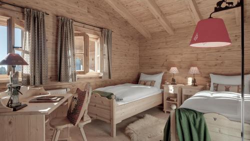 Postel nebo postele na pokoji v ubytování INNs HOLZ