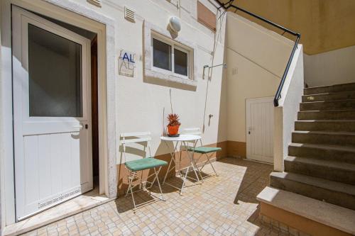 Caparica Beach Apartment by HOST-POINT