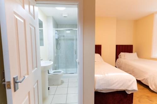 Gallery image of Newcastle City Apartment All En-Suite in Elswick