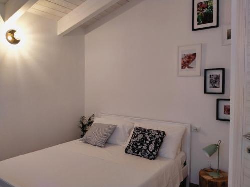 Voodi või voodid majutusasutuse Affittacamere Maranello Locanda MoCa toas