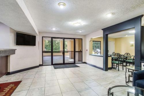 Econo Lodge – Photos 3