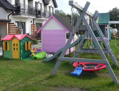 Plac zabaw dla dzieci w obiekcie BLASK LATARNl