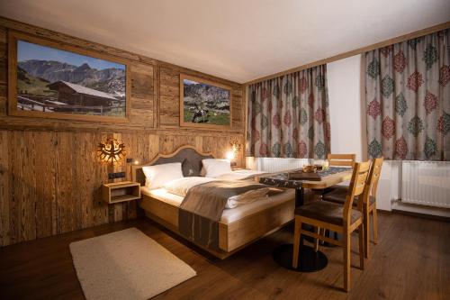 Кровать или кровати в номере Denggalahof