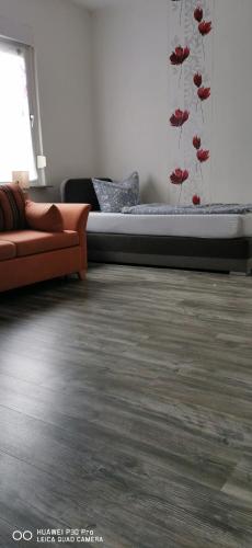 Ένα ή περισσότερα κρεβάτια σε δωμάτιο στο Monteurwohnung 1 Wolfen