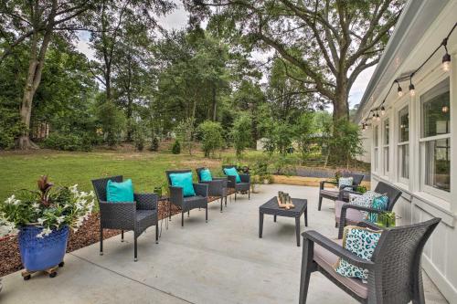 Zahrada ubytování Walk to Dtwn Alpharetta Modern Home with Fire Pit