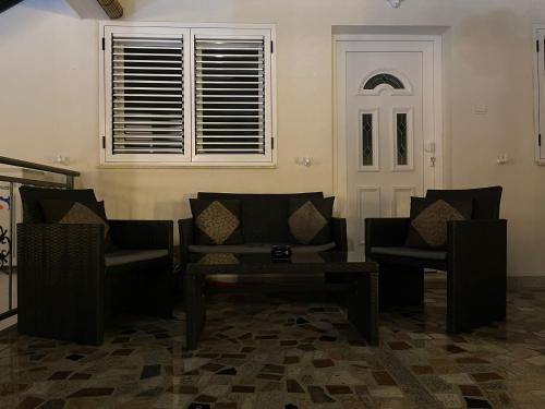 Gallery image of Tole Villa Podaca 2 with heated Pool in Podaca