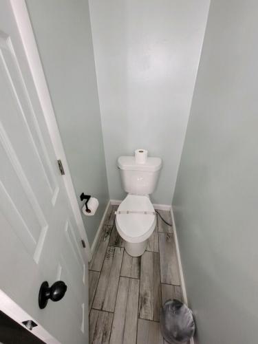 HHI Homes- Newly Renovated Cozy Modern Pet-Friendly Villa-Ideal Location photo 29