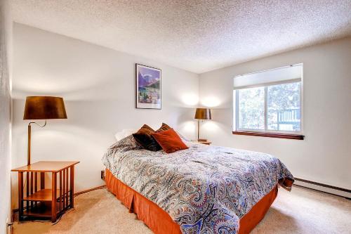 Postel nebo postele na pokoji v ubytování Mark IX #7 - Close to Town - Free Shuttle