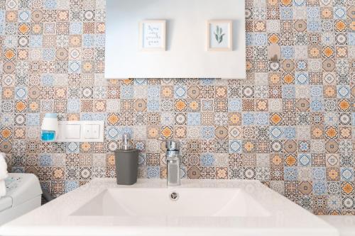 BlueSky Ultra-Central Premium Apartment tesisinde bir banyo