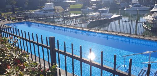 Πισίνα στο ή κοντά στο Waterways Renaissance "A Touch Of Class"