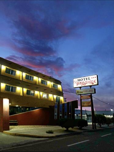 Bangunan di mana terletaknya hotel