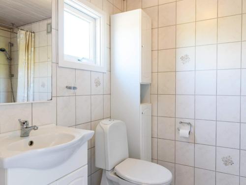 Et badeværelse på Holiday home Fanø CXC