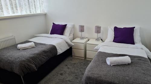 Springvale House Greenhithe - Free Parking - Staycations Welcome by ComfyWorkers