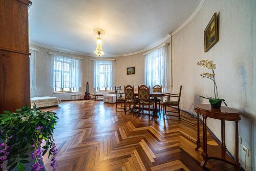 Apartment near the Palace Square 2, Kudrovo, Russia