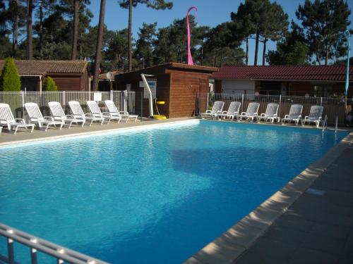 Mobil home 6 personnes - Camping les jardins du littoral