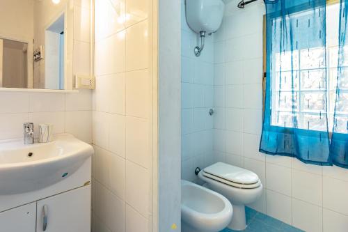 Kúpeľňa v ubytovaní Villa i Ginepri Villasimius località Porto sa ruxi