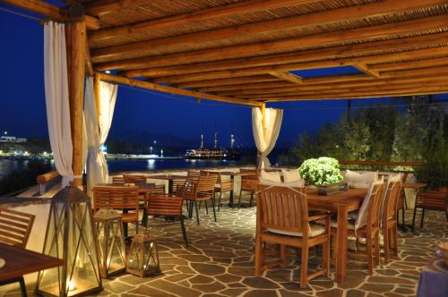 Gallery image of Vrahos Boutique Hotel in Karavostasi