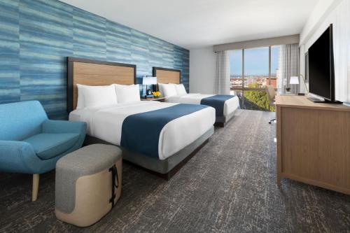 Hotel Caza Fisherman's Wharf Image