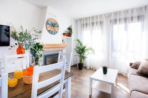 Fotografie z fotogalerie ubytování Casa rural Torre Buena Vista a 40 minutos de Valencia con gran jacuzzi y vistas maravillosass v destinaci Benafer