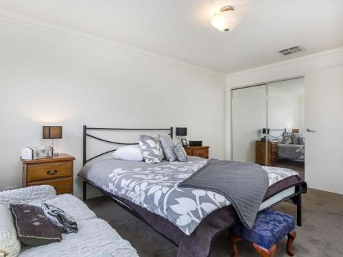 Postel nebo postele na pokoji v ubytování La Dolce Vita Retreat Rye