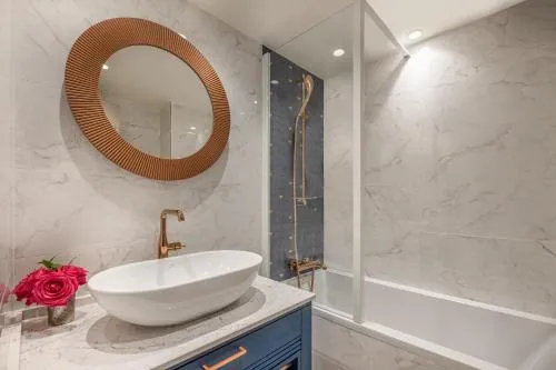 Hôtel Le Tourville by Inwood Hotels photo 12