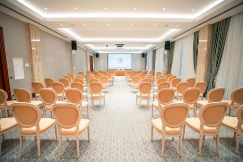 Møde- og/eller konferencelokalet på FLY INN BAKU