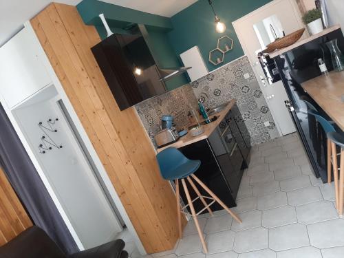 Beau studio avec balcon – Photos 2