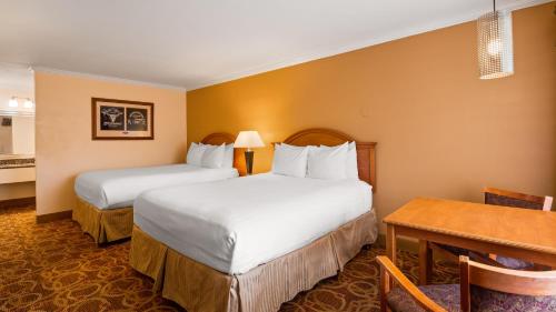 Легло или легла в стая в Sturgis Lodge and Suites