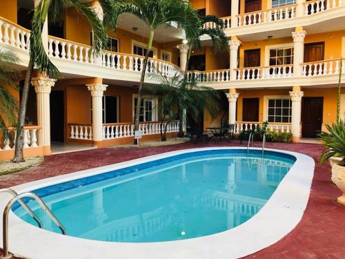 Bazén v ubytování Beach Apartment in Bavaro Punta Cana nebo v jeho okolí