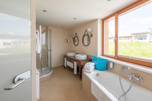 Koupelna v ubytování Hotel & Spa Larimar