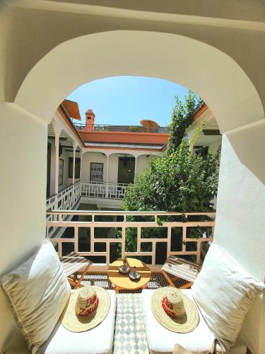 Balcon ou terrasse dans l'établissement Riad Dar Zouar & Spa