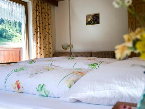 Ένα ή περισσότερα κρεβάτια σε δωμάτιο στο Apartment Apart Maashof I by Interhome