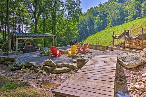 Charming Clyde Hideout with Porch and Gas Grill!