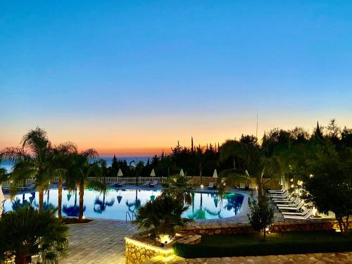 Imagen de la galería de Elysium Hotel, en Dhërmi