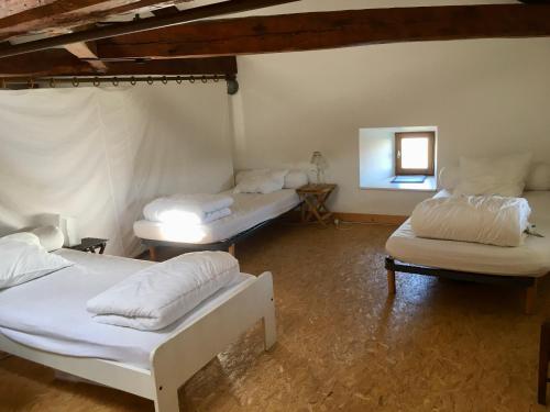 Gallery image of L'Estivante in Saint-Austremoine