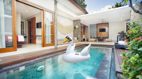 Πισίνα στο ή κοντά στο Samaja Villas Seminyak
