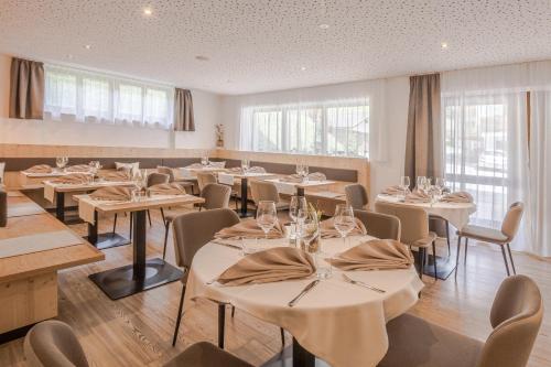 Restoran või mõni muu söögikoht majutusasutuses Crëp Sella